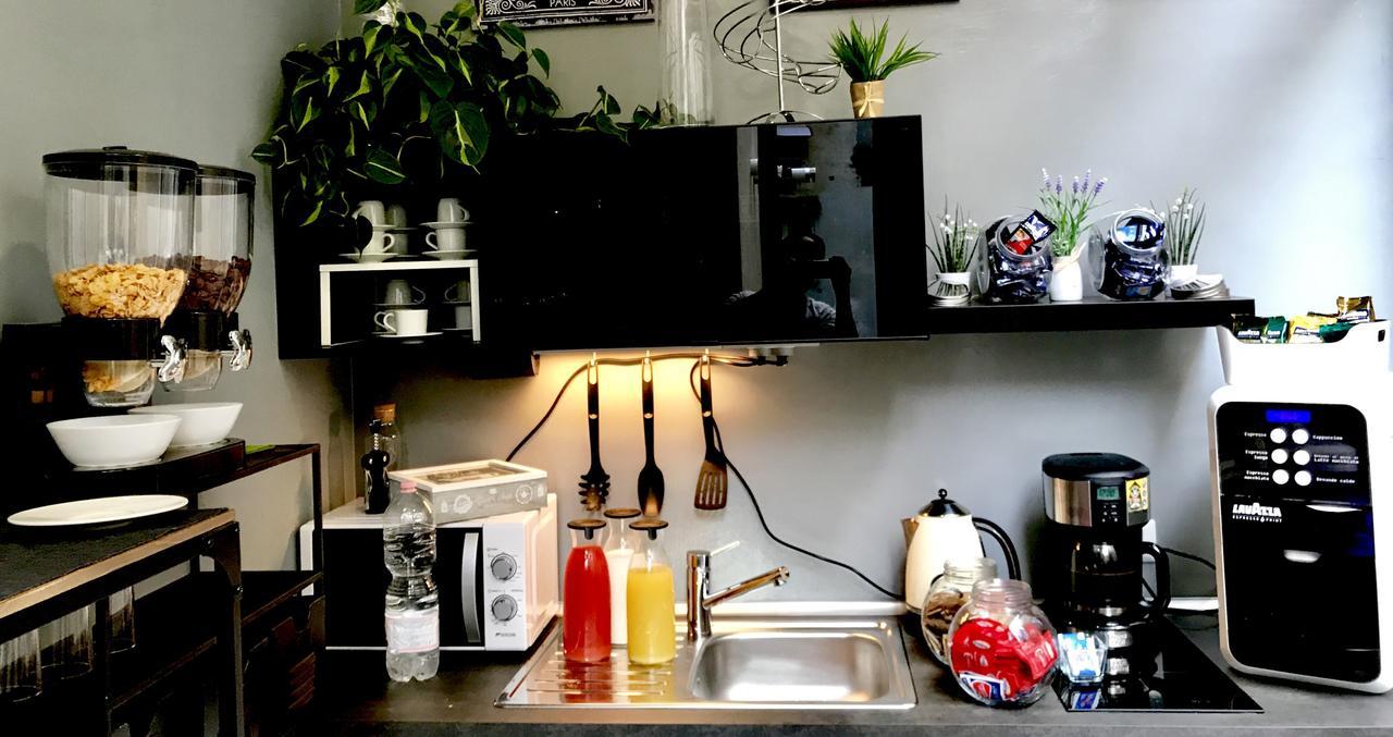 Bourbon House Panzió Nápoly Kültér fotó